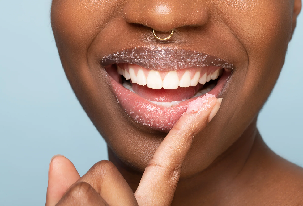 lip brightening scrub